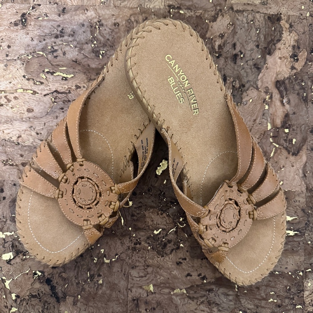 Canyon River Blues Tan Leather Slide Sandals